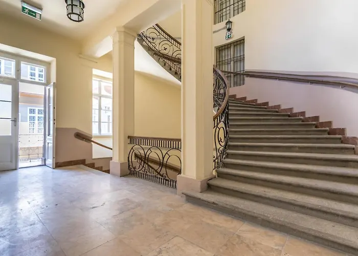 Leda\'S Apartment Next To The Danube And Fashion Street