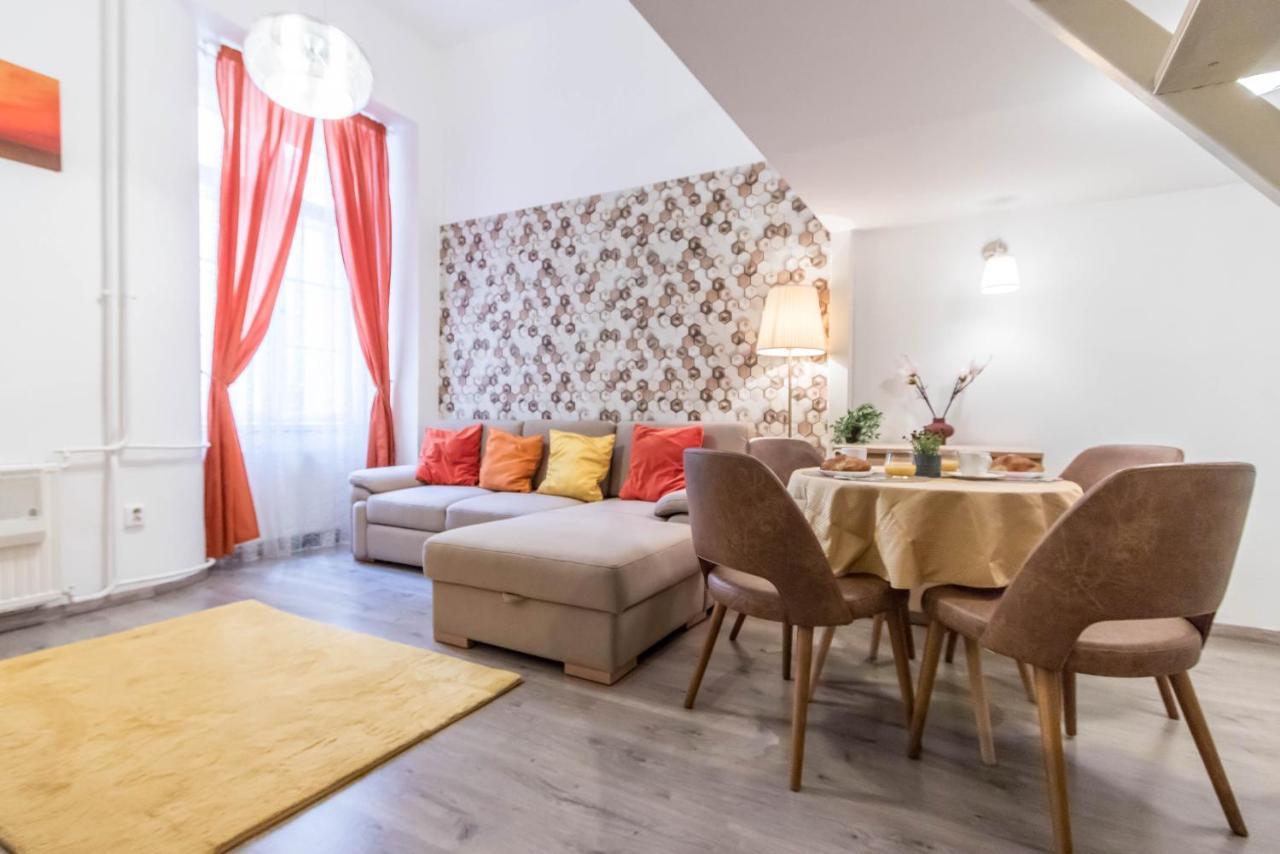 Leda's Next To The Danube And Fashion Street Appartamento
